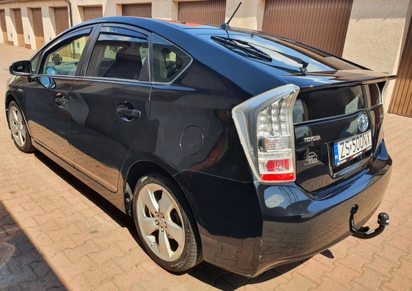 Toyota Prius cena 37500 przebieg: 297500, rok produkcji 2010 z Szczecin małe 22